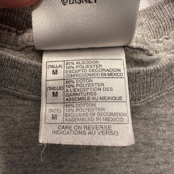 Vintage Y2K Disney Store Adult M Mickey Mouse T-Shirt Gray Crewneck 2000 - Picture 4 of 7